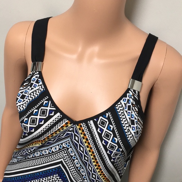 White House Black Market Blouse - Picture 5 of 8